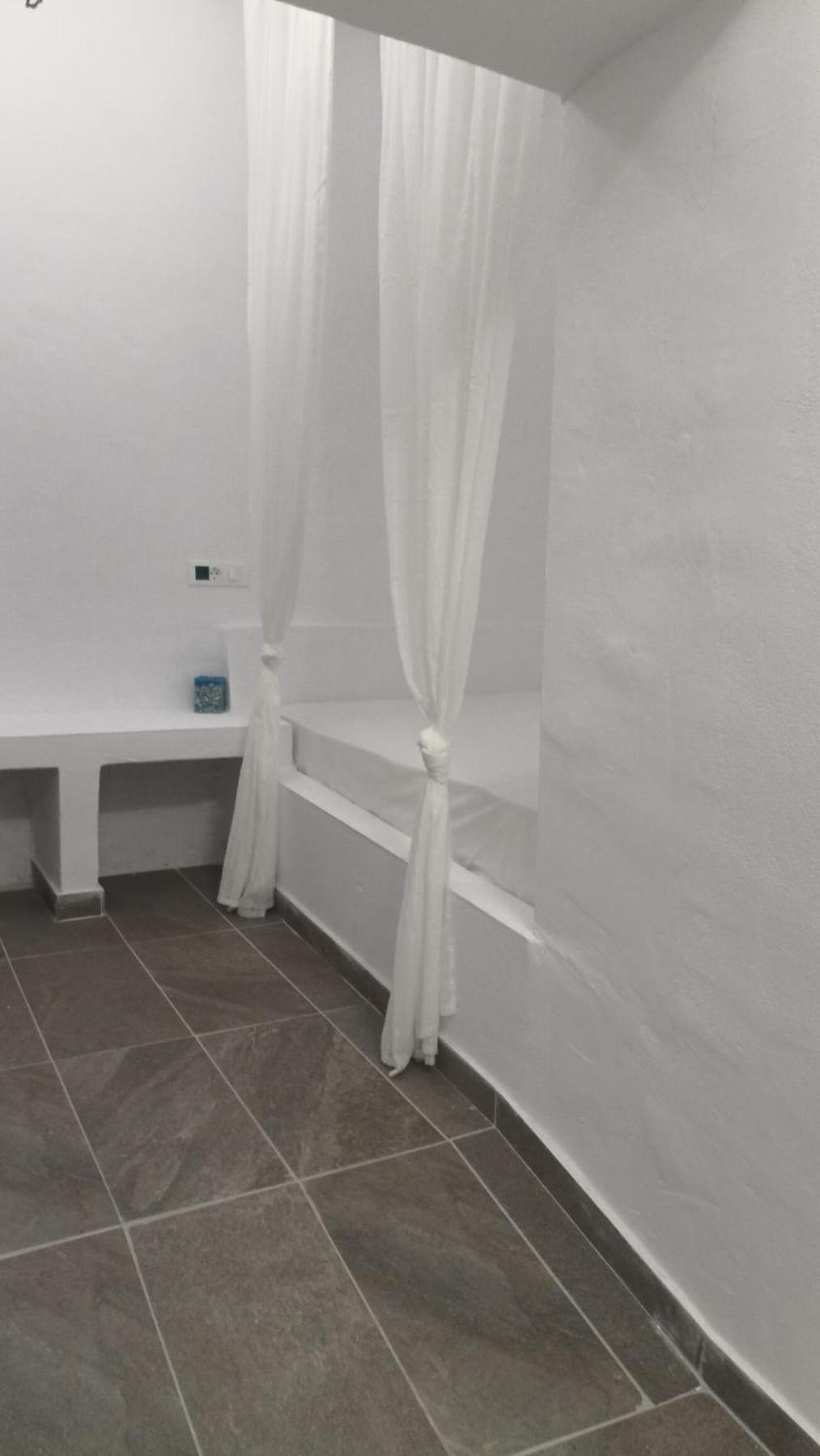 Ξενοιασιά Villa Kithnos Exteriör bild